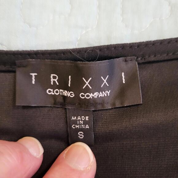 Trixxi black glitter long-sleeve V-neck wrap dress. Women's SM - Picture 7 of 9